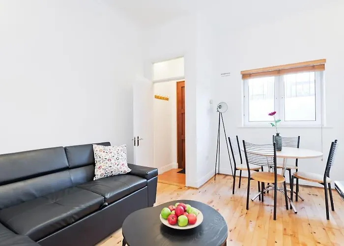 Blarney 1br Sleeps 4 * דבלין
