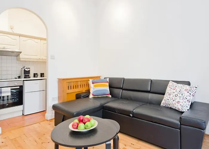 Blarney 1br Sleeps 4 דירה דבלין